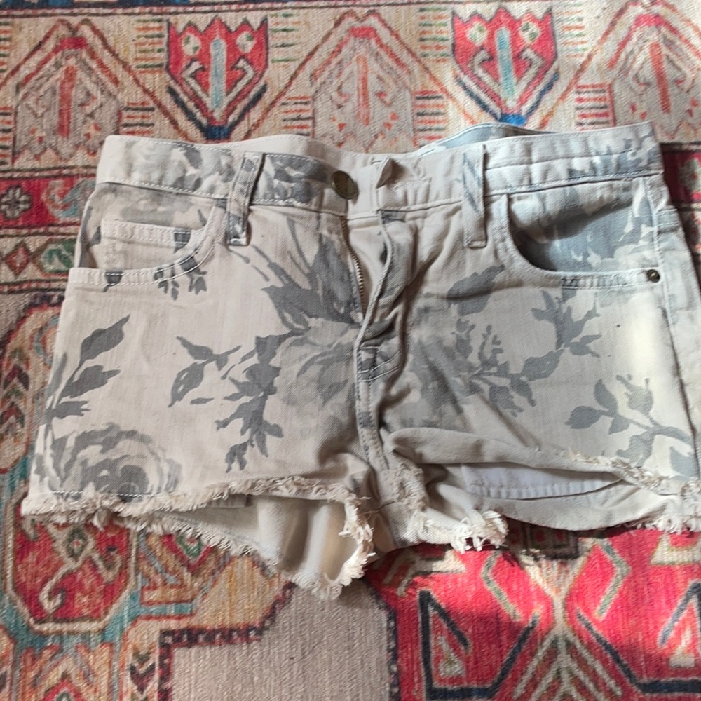 Current/Elliott grey rose boyfriend shorts